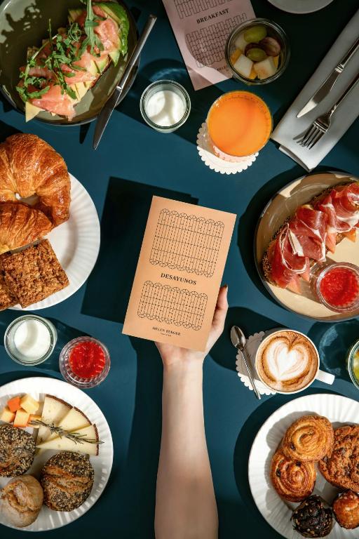 Room Mate Helen Berger - City Centre, Valencia - Resim 4