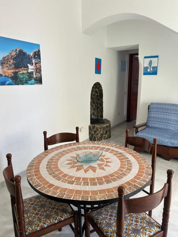 Χώρος καθιστικού στο Aeolian Apartments