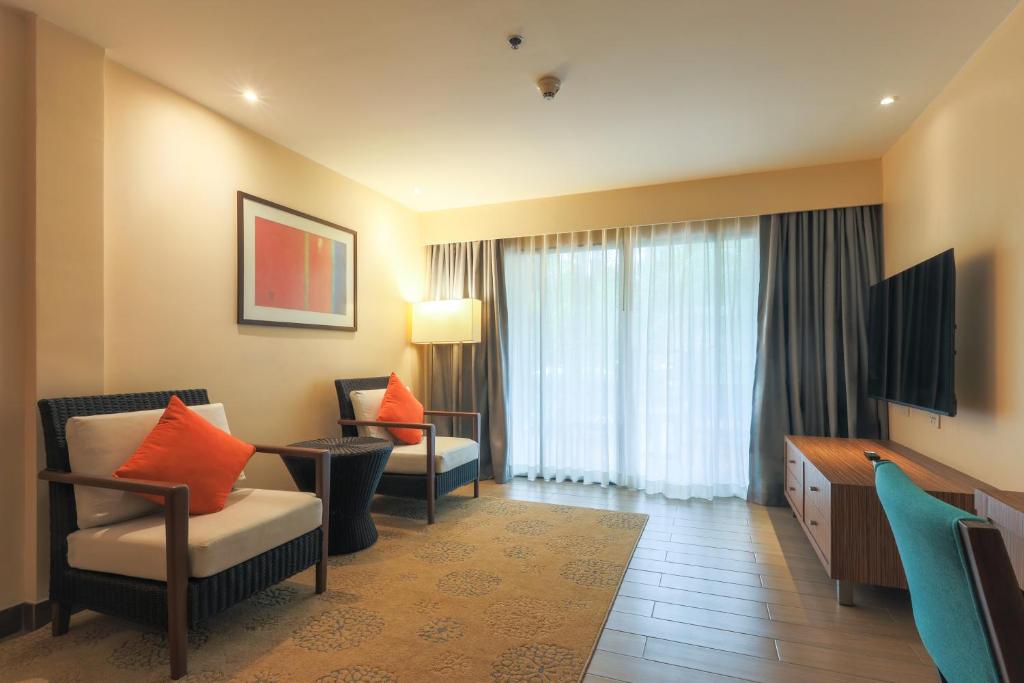 Holiday Inn Resort Phuket Surin Beach by IHG - Suite King