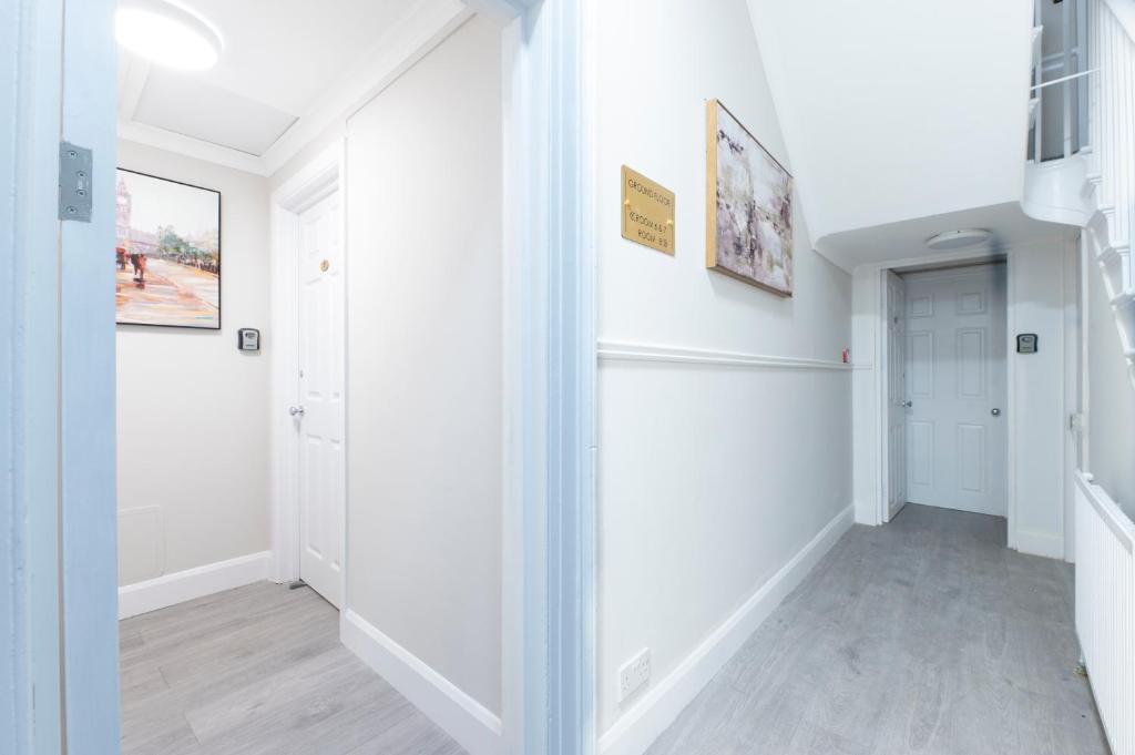 MARINA HOTEL London - Resim 26