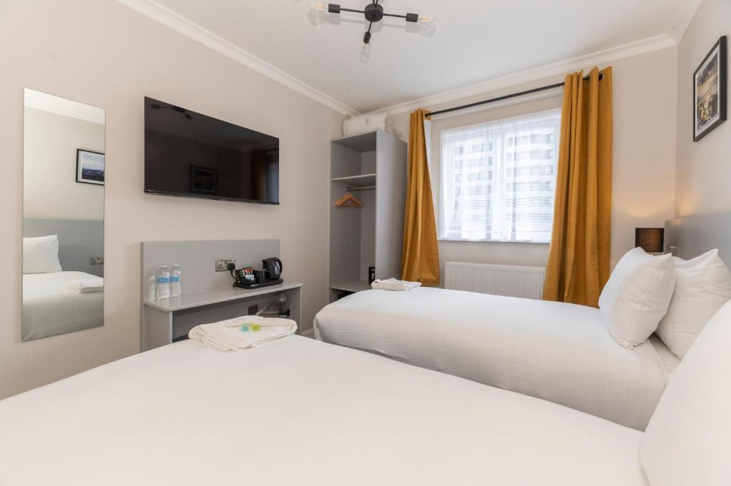 MARINA HOTEL London - Resim 24