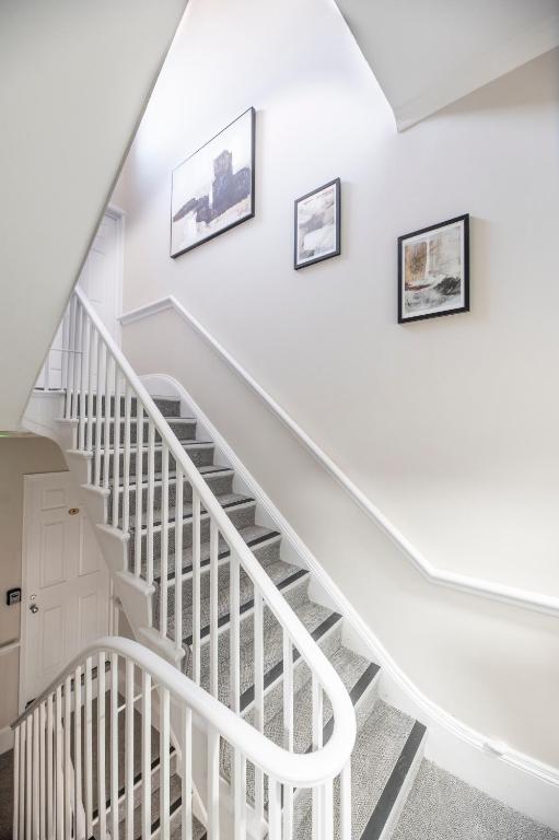 MARINA HOTEL London - Resim 30