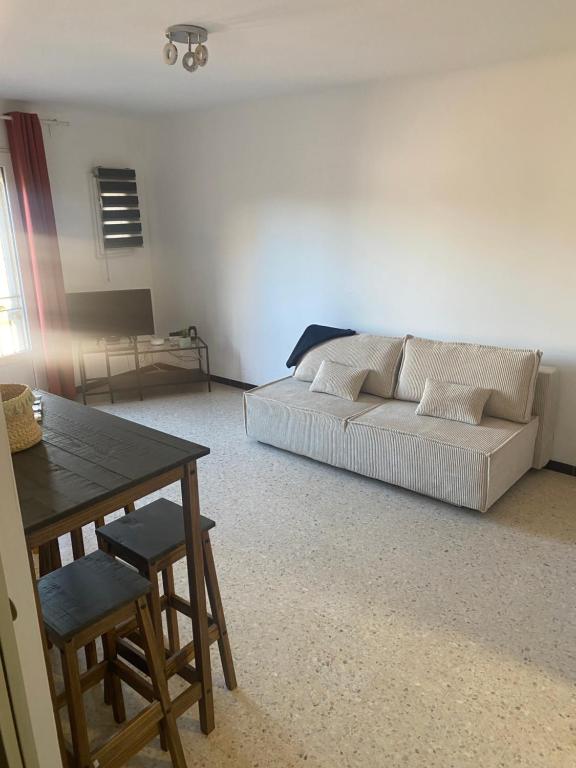 Χώρος καθιστικού στο Studio tout confort gorges du verdon