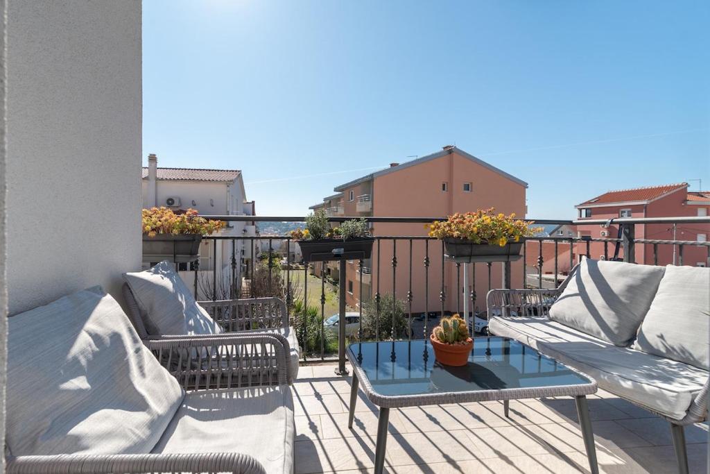 Balkón alebo terasa v ubytovaní Apartman Špiro