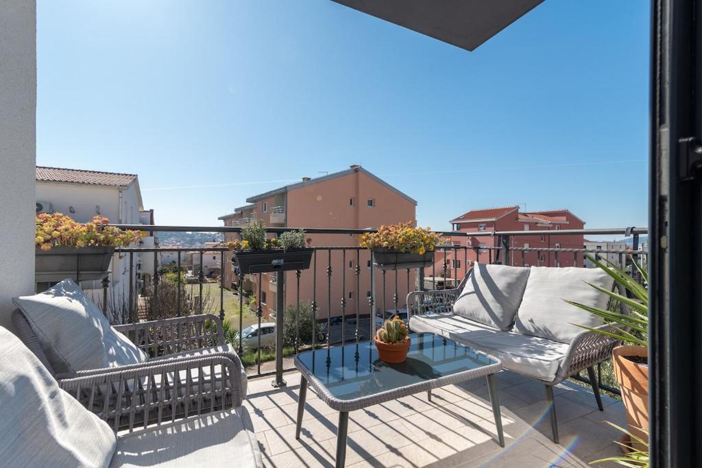 Balkón alebo terasa v ubytovaní Apartman Špiro