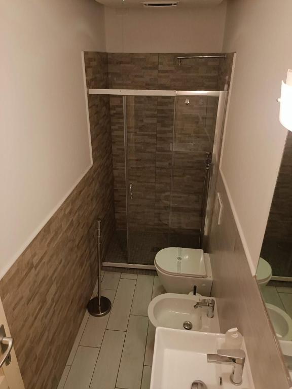 Koupelna v ubytování B&B SAN FRANCESCO Pescara Centro