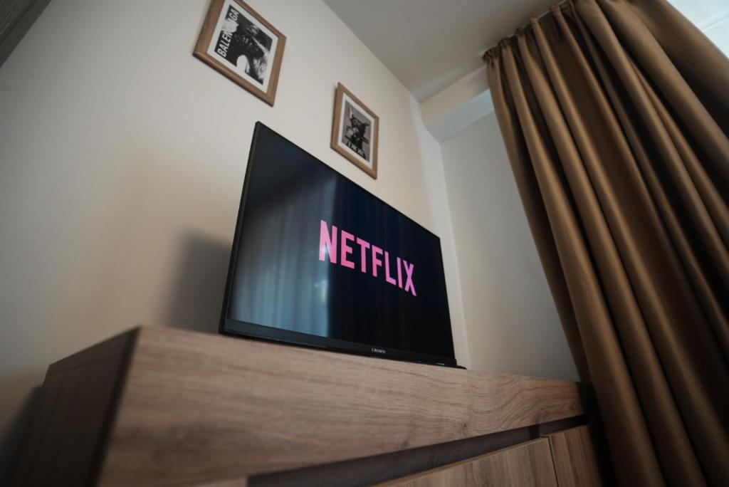 TV a/nebo společenská místnost v ubytování The Secret Paradise