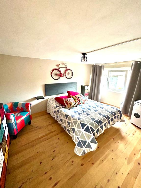 Posteľ alebo postele v izbe v ubytovaní Loft centro Santander