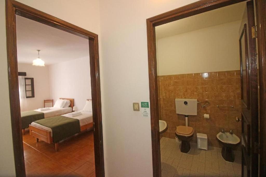 Koupelna v ubytování Serrana Gerês Inn