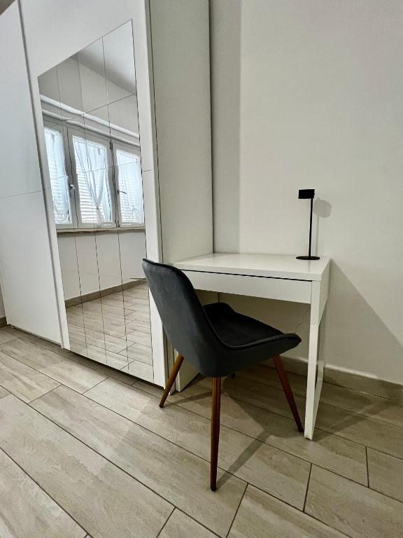Foto dalla galleria di Elegant & Spacious 2BR 2BA Unit with Private Patio a Roma