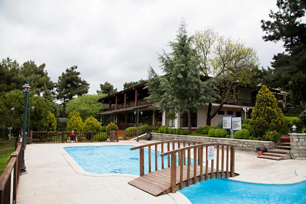 Bazén v ubytování Troia Tusan Hotel nebo v jeho okolí
