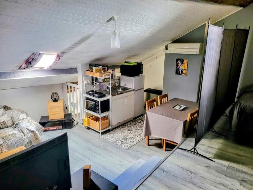 Photo de la galerie de l'établissement Le studio du château LGBT frendly, à Le Poujol-sur-Orb