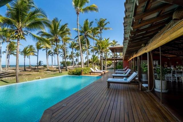 Πισίνα στο ή κοντά στο CASA DE PRAIA alto padrão aluguel temporada em Canavieiras-Ba