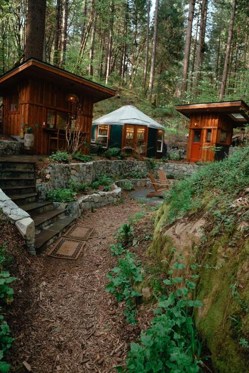Příroda nedaleko luxury tent