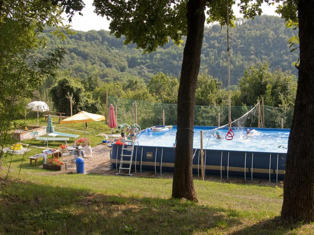 Bazén v ubytování La Casa Trasparente - locazioni brevi nebo v jeho okolí