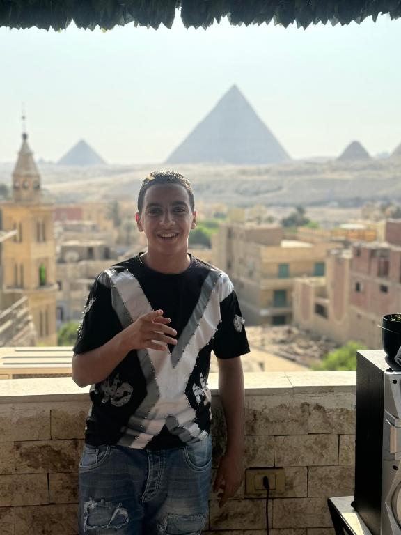 Nespecifikovaný výhled na hory nebo výhled na hory při pohledu z hotelu