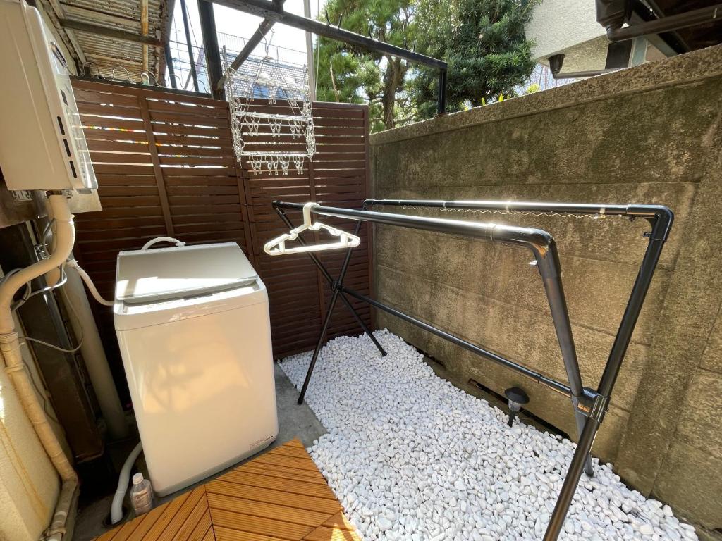 Fotografie z fotogalerie ubytování NEW-OPEN Best Shinjuku Modern Full-furnished Family size Apartment5 ONLY 2min to Shinjuku by Train v Tokiu