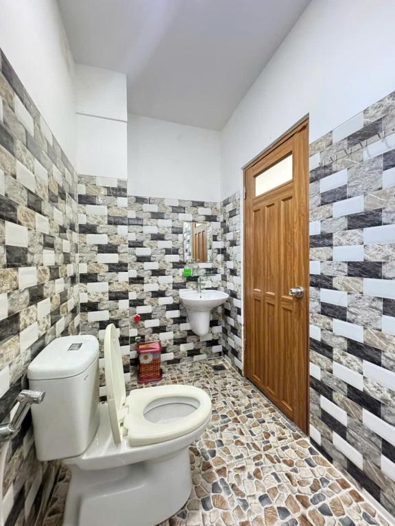 Koupelna v ubytování Nhà Nghỉ Thảo Sang