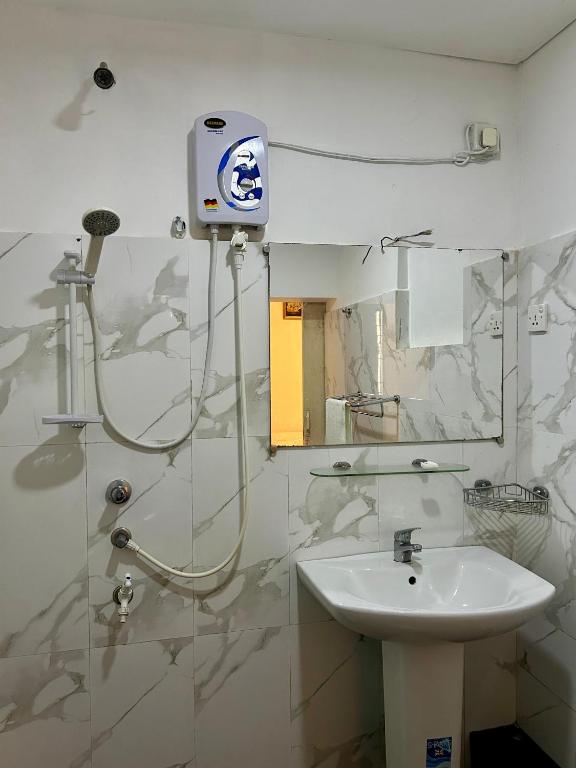 Koupelna v ubytování Himo Guest Inn