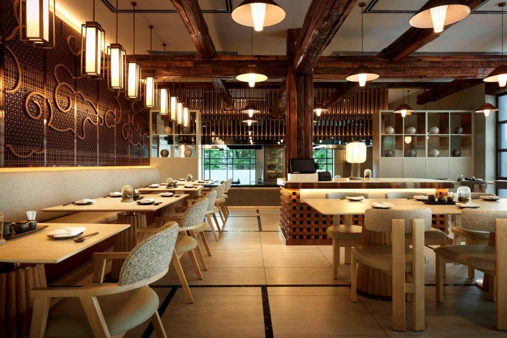 Restaurace v ubytování Hilton Petaling Jaya