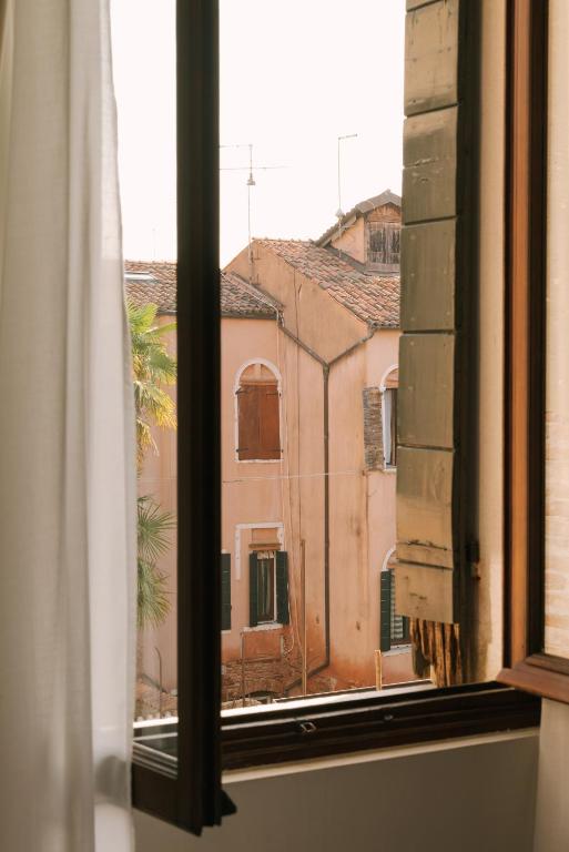 iH Hotels Venezia Salute Palace - Resim 36