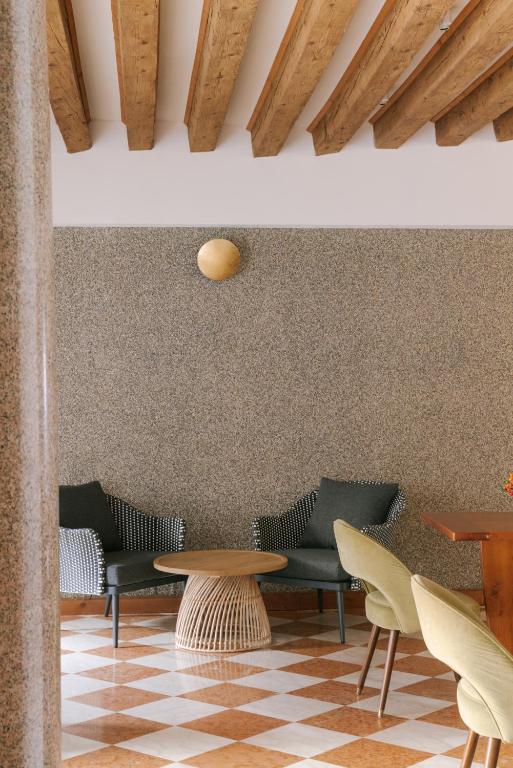 iH Hotels Venezia Salute Palace - Resim 2