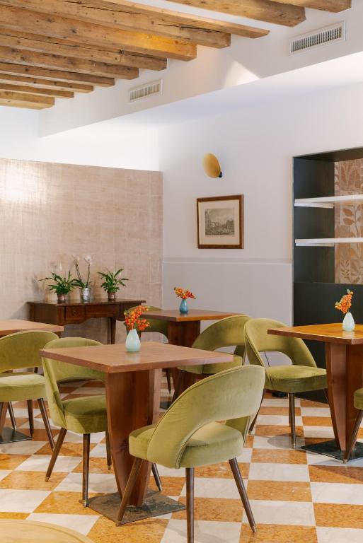 iH Hotels Venezia Salute Palace - Resim 6
