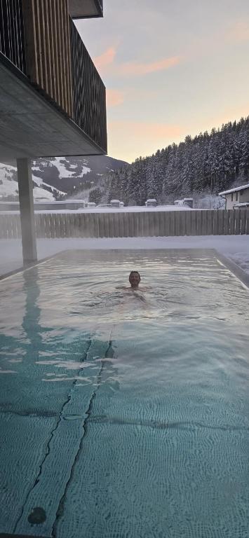 Nespecifikovaný výhled na hory nebo výhled na hory při pohledu z hotelu