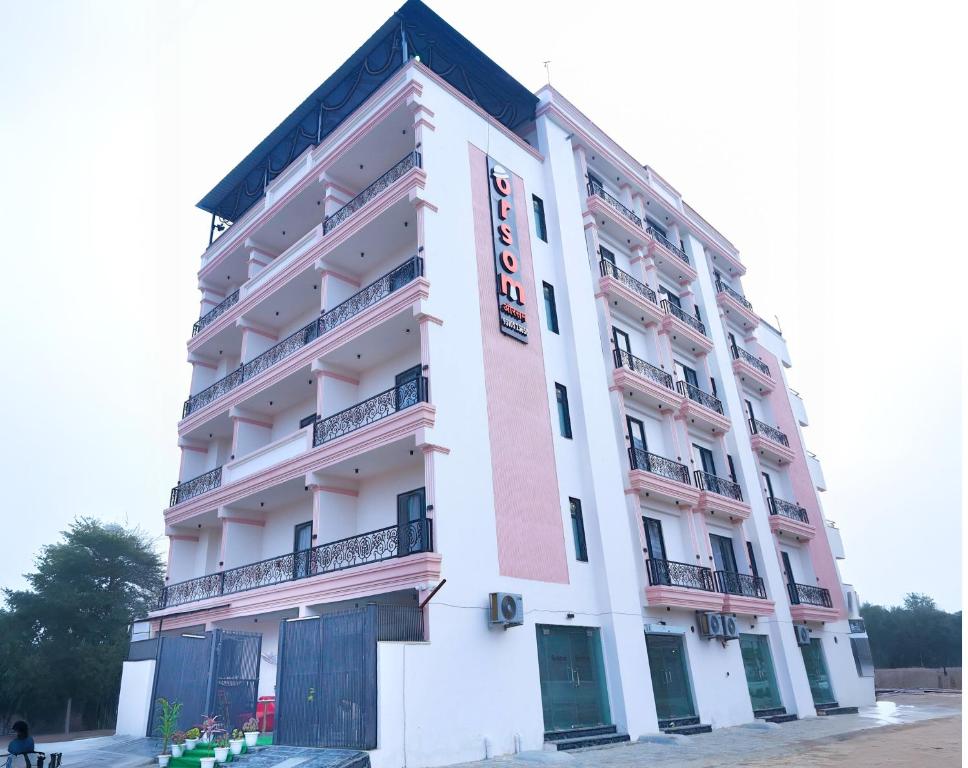 Budova, kde se hotel nachází