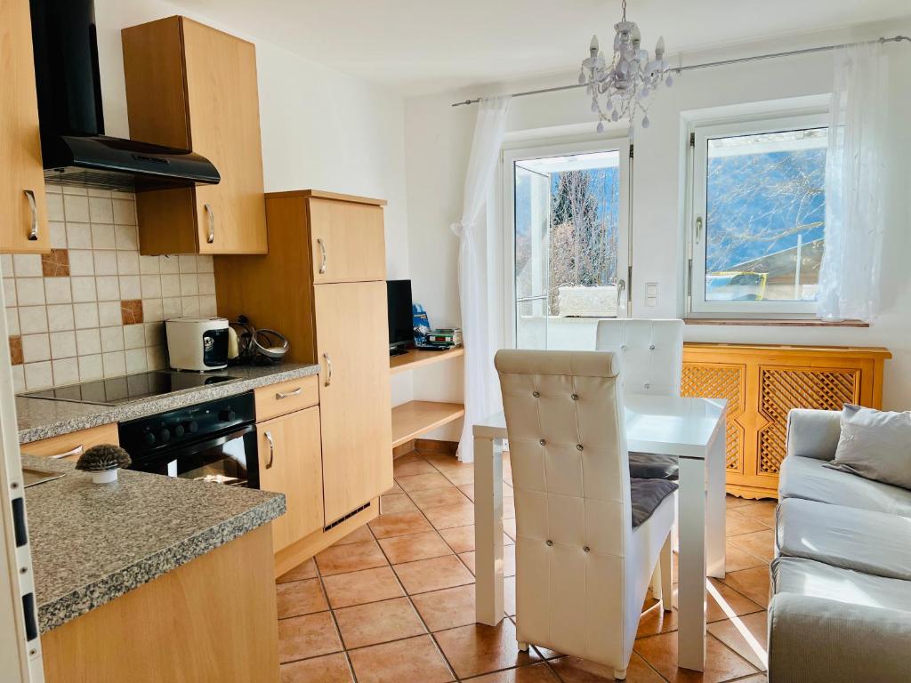 Kuchyň nebo kuchyňský kout v ubytování Alpenruhe Residenz
