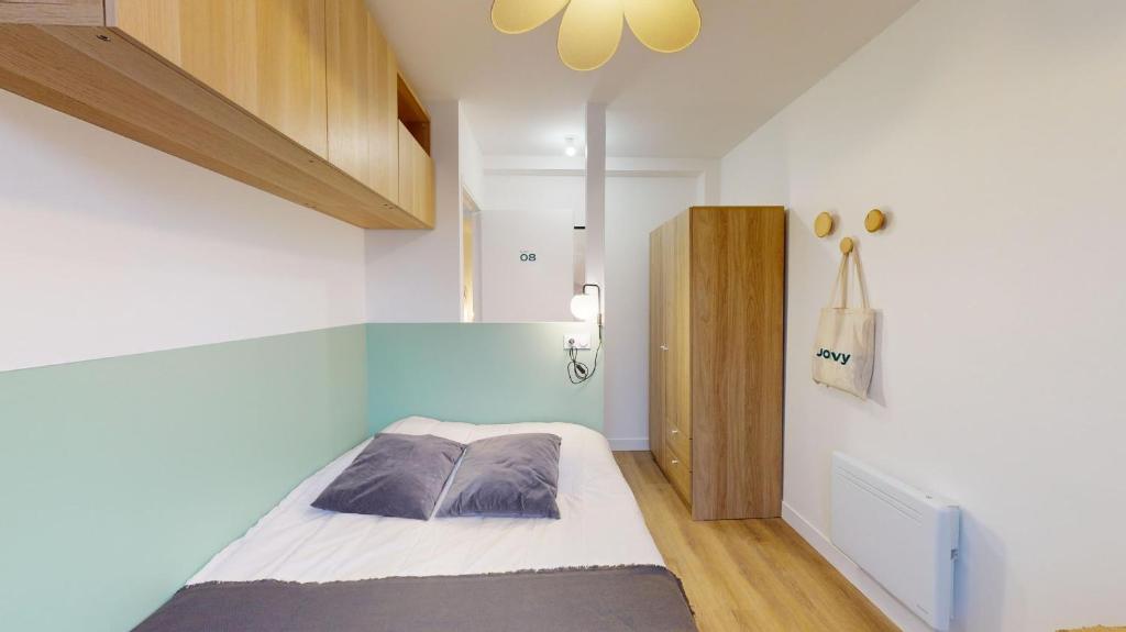 Photo de la galerie de l'établissement Charming Parisian Room - Canal Saint-Martin, à Paris