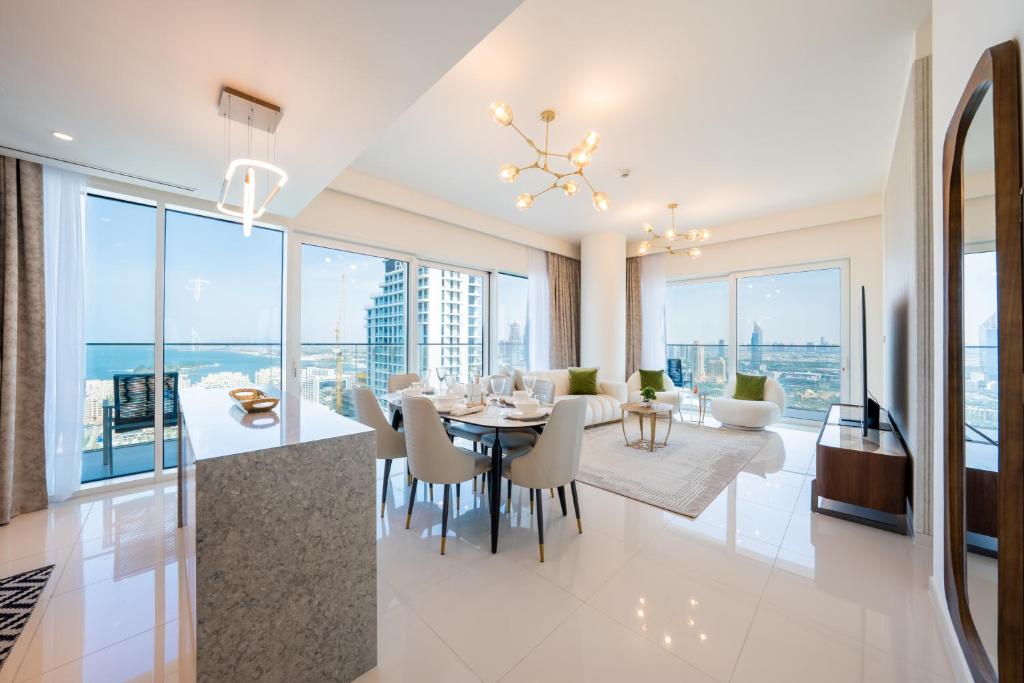 Visual Reference: The Horizon Suite 29Th Floor Luxury With Endless Ocean Views