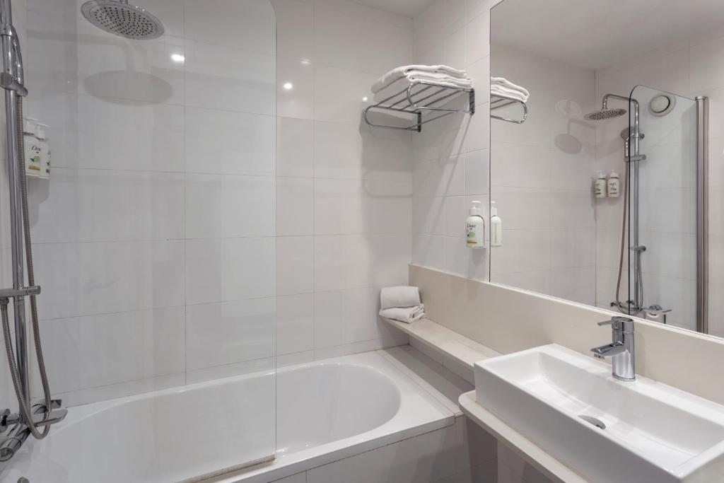 B&B HOTEL Valencia Ciudad de las Ciencias - Resim 29