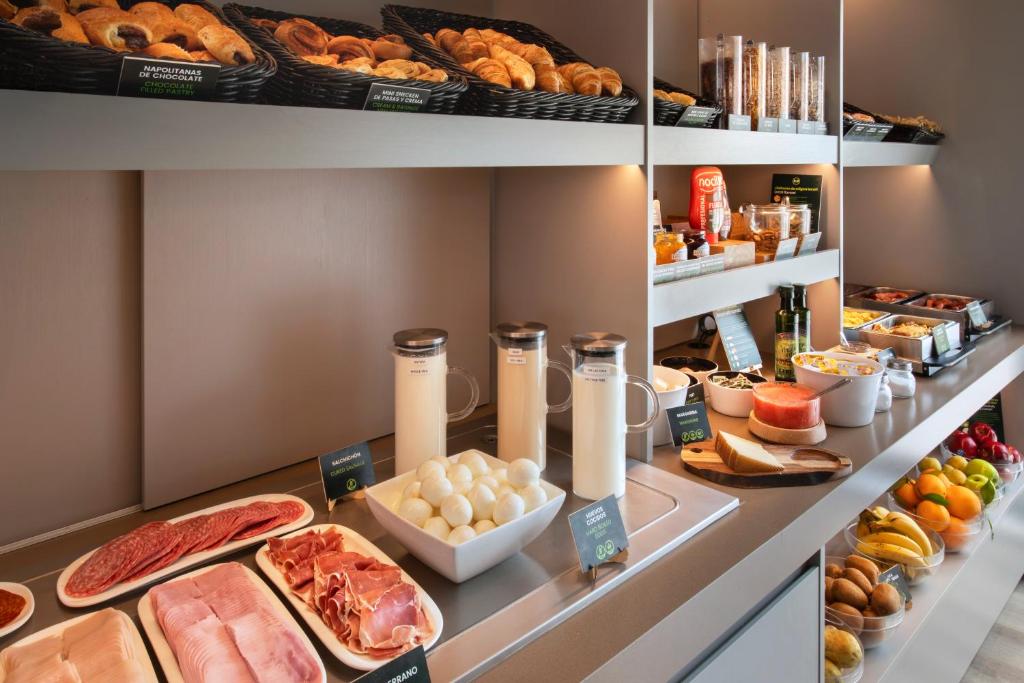 B&B HOTEL Valencia Ciudad de las Ciencias - Resim 25