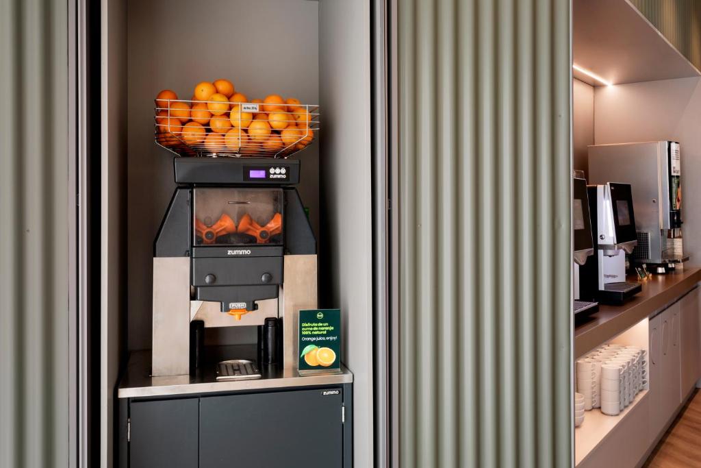 B&B HOTEL Valencia Ciudad de las Ciencias - Resim 26