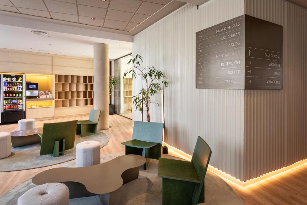 B&B HOTEL Valencia Ciudad de las Ciencias - Resim 40