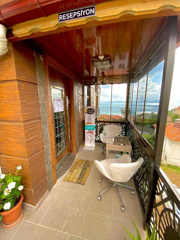 A bathroom at YELKEN PANSİYON Sinop