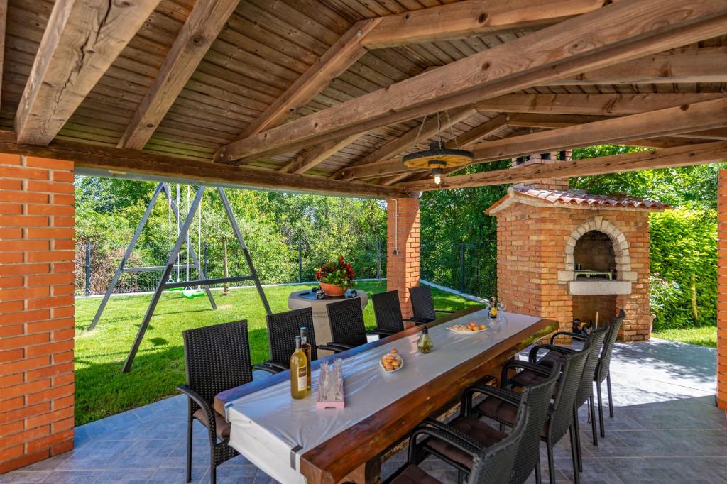 Vila Rimanici, a wonderful and sunny pet friendly villa - Maison 3 Chambres