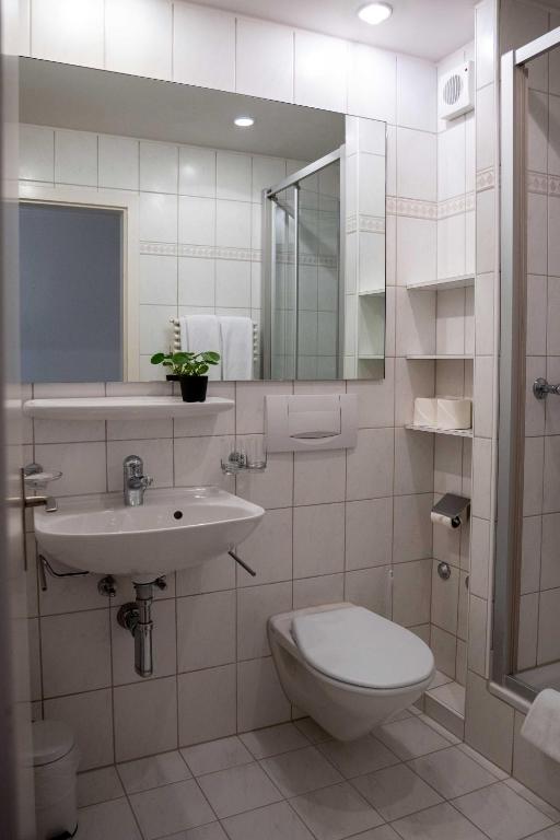 Hotel Marthahaus - Zweibettzimmer Mit Eigenem Bad