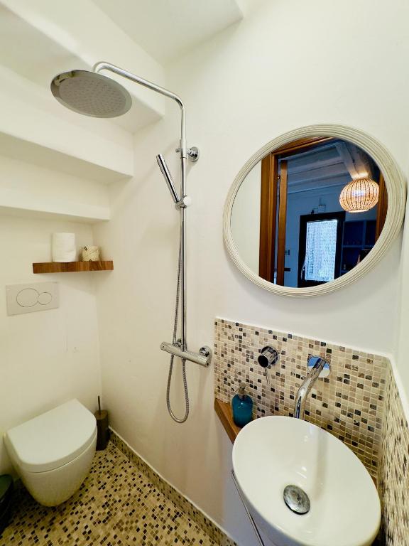 Koupelna v ubytování Amoredimare Casa Vacanze