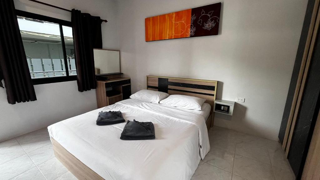 M&N Guesthouse Kata - Resim 34