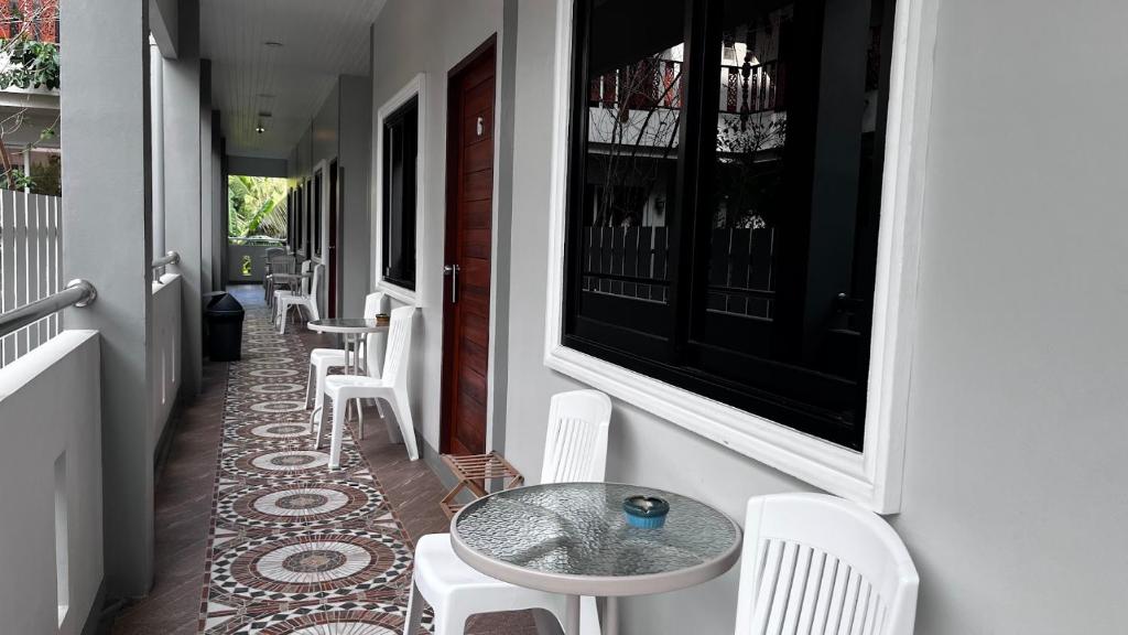 M&N Guesthouse Kata - Resim 37