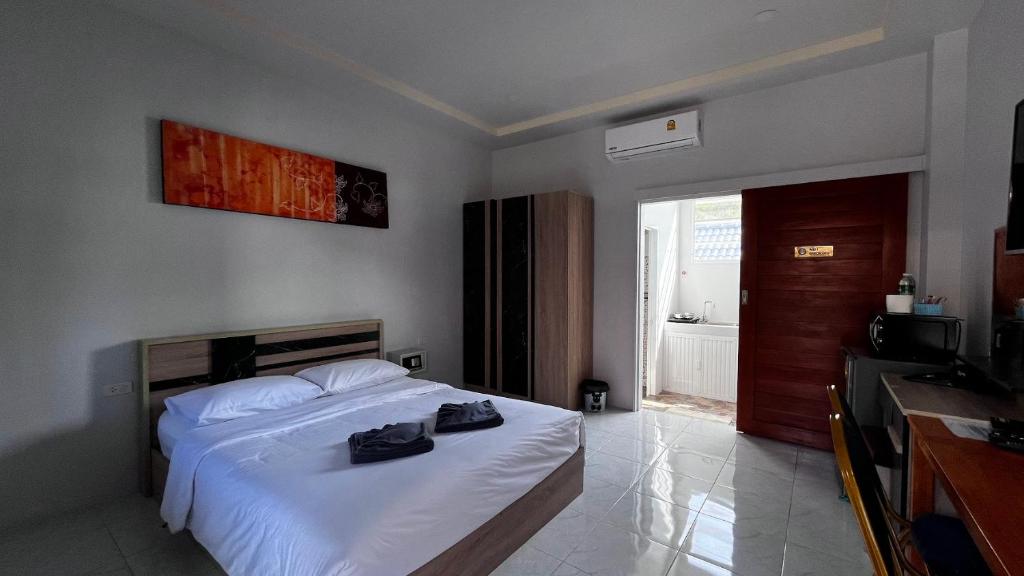 M&N Guesthouse Kata - Resim 33