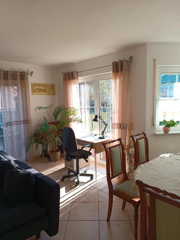 Ferienhaus an der Ronneburg - Housity