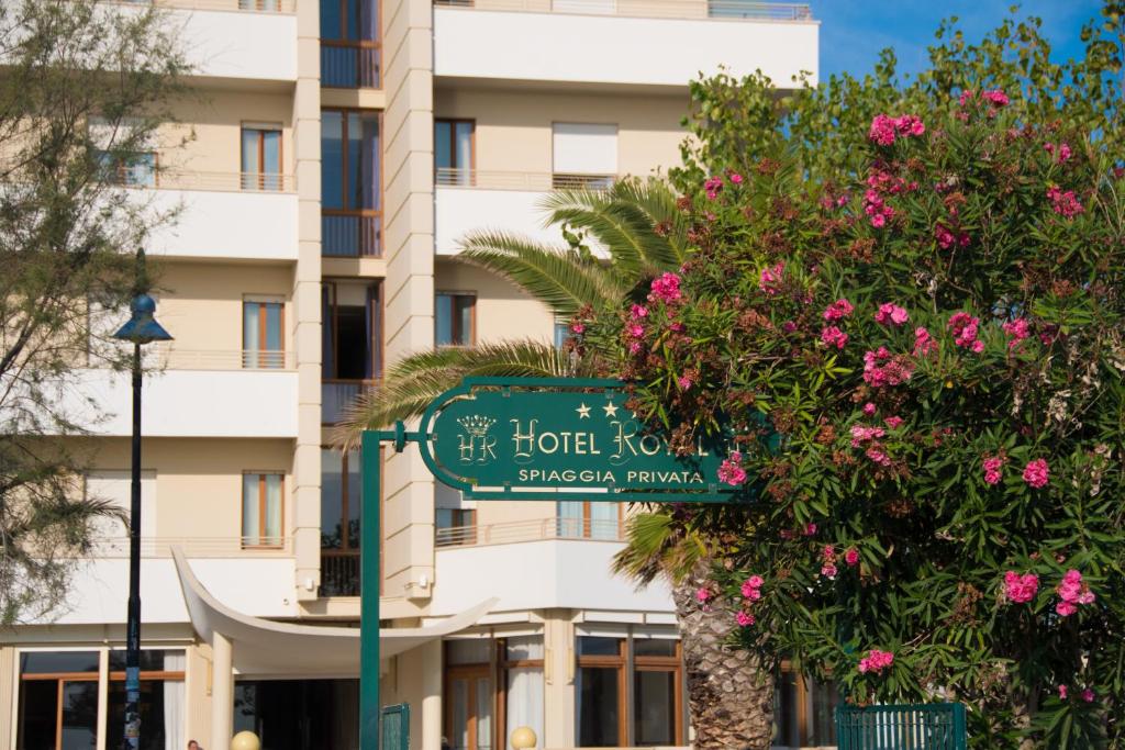 Fotografie z fotogalerie ubytování Hotel Royal v destinaci Alba Adriatica