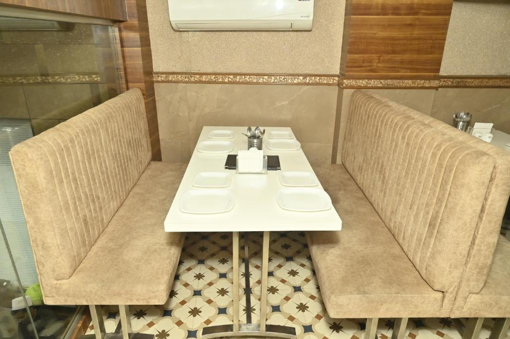 Fotografie z fotogalerie ubytování HOTEL S P Terminal-2 v Bombaji