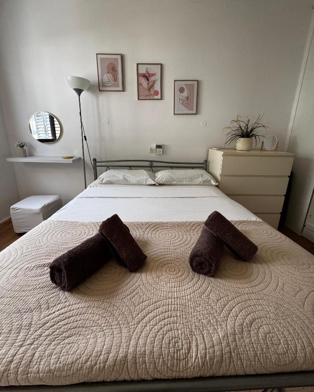 Postel nebo postele na pokoji v ubytování Theodoros Apt. 408