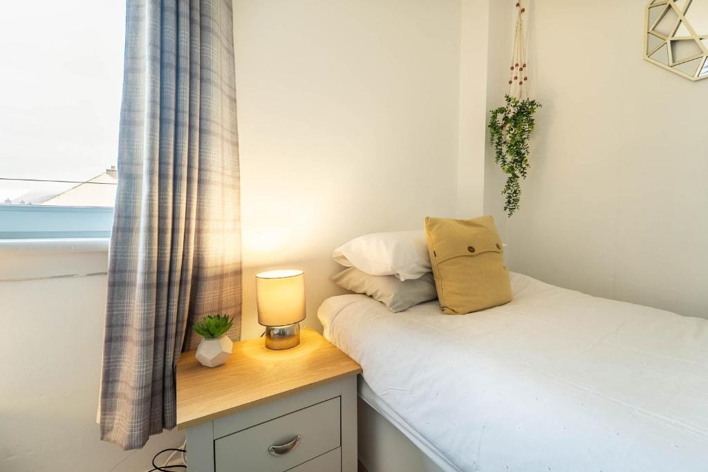 Postel nebo postele na pokoji v ubytování Kilmallie House