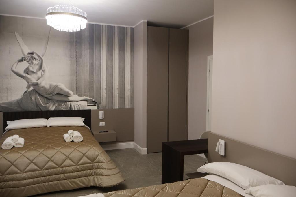 COLOSS IMPERIAL SUITE Guest House - 13