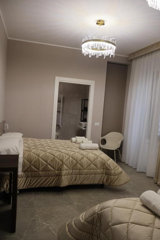 COLOSS IMPERIAL SUITE Guest House - 15